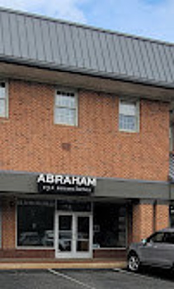 https://5282963.fs1.hubspotusercontent-na1.net/hubfs/5282963/Abraham%20Eye%20Associates%20-%20%20newoffice-1.jpg