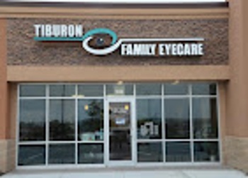 https://5282963.fs1.hubspotusercontent-na1.net/hubfs/5282963/Tiburon%20Family%20Eyecare%20PC%20-%20office-1.jpg